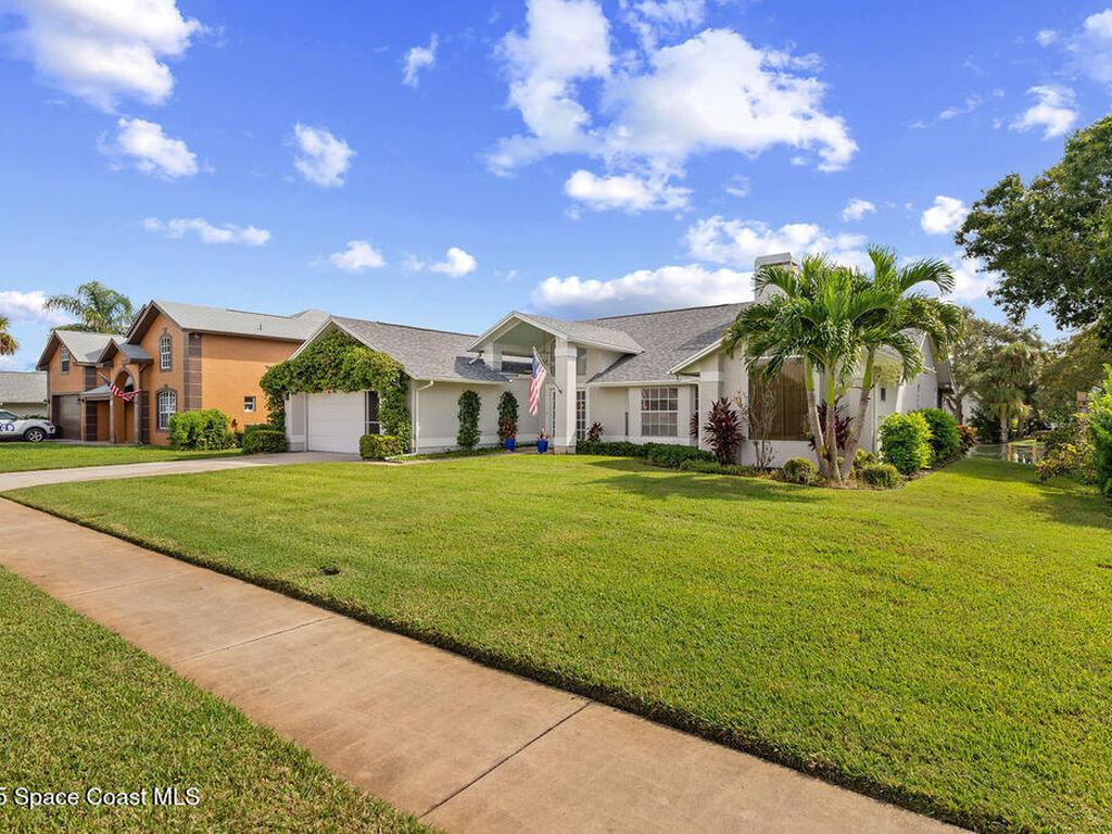2345 Palm Lake Drive, Merritt Island, FL 32952