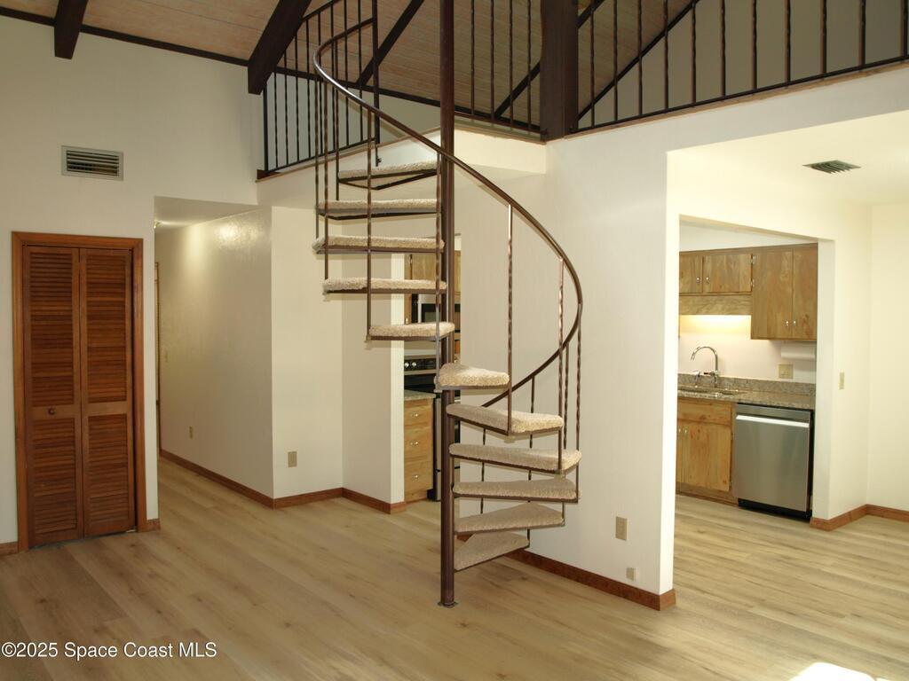 9015 Wedgewood Place, West Melbourne, FL 32904