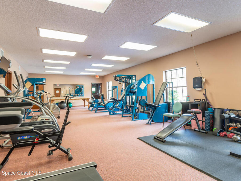 9015 Wedgewood Place, West Melbourne, FL 32904