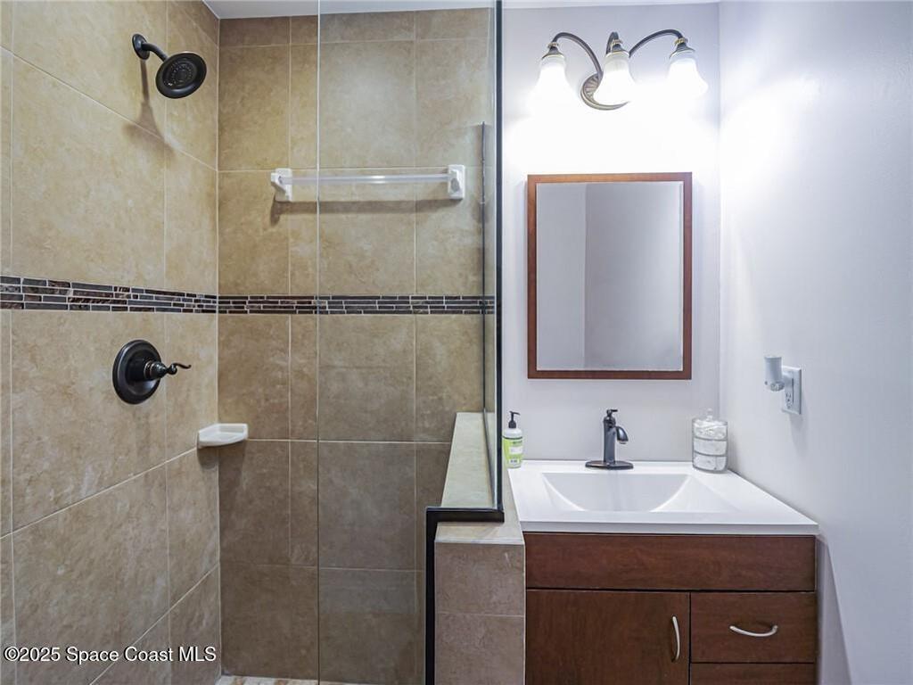 111 Springlake Court, Vero Beach, FL 32962