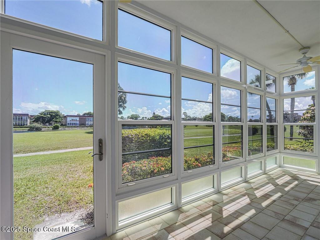 111 Springlake Court, Vero Beach, FL 32962