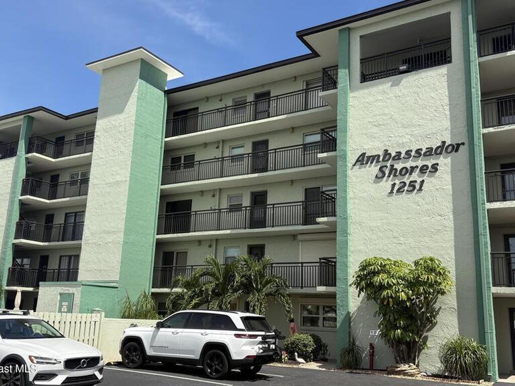 1251 S Atlantic Avenue, Cocoa Beach, FL 32931