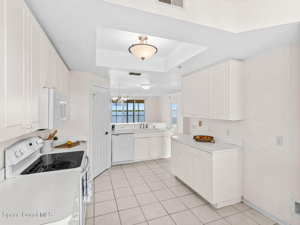 102 Riverside Drive, Cocoa, FL 32922