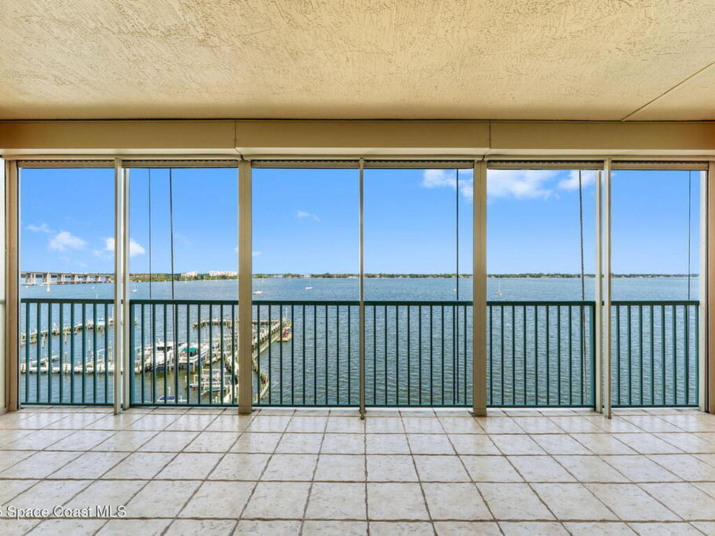 102 Riverside Drive, Cocoa, FL 32922