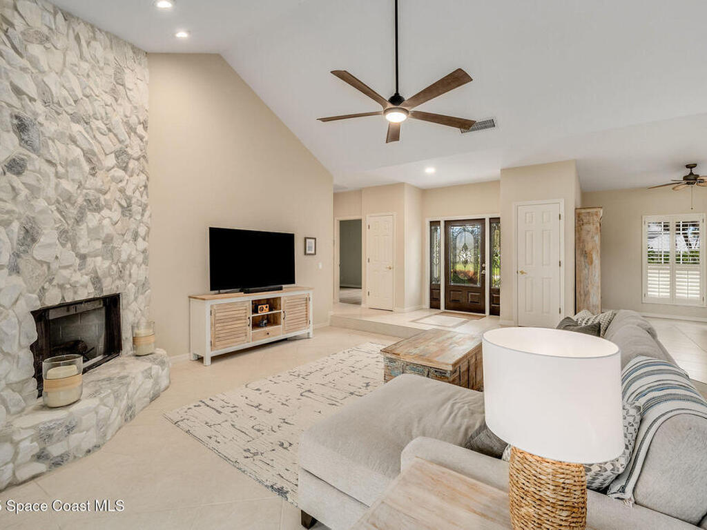 38 Cache Cay Drive, Vero Beach, FL 32963