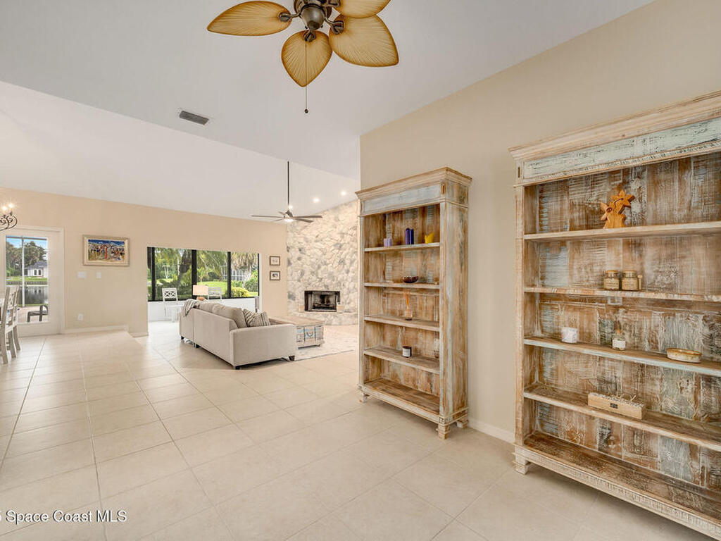 38 Cache Cay Drive, Vero Beach, FL 32963