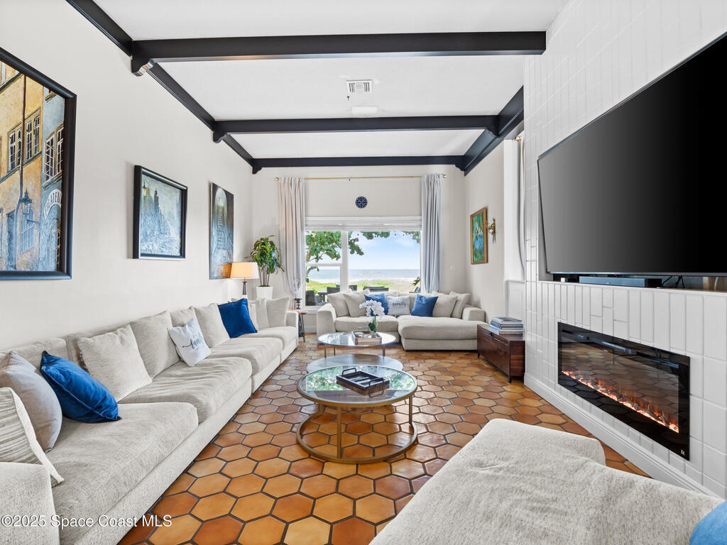 933 S Atlantic Avenue, Cocoa Beach, FL 32931