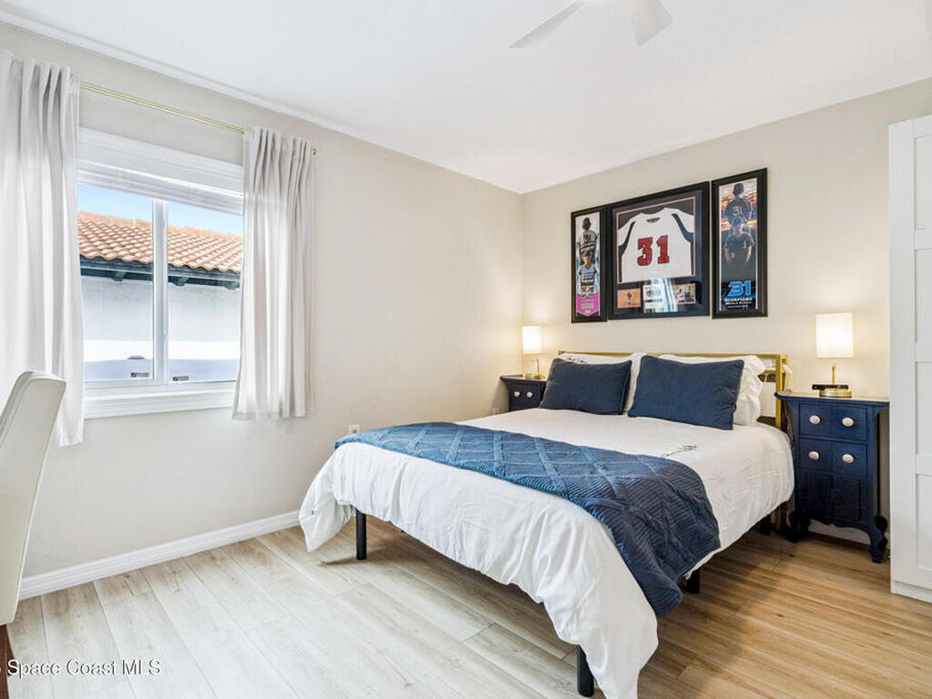 933 S Atlantic Avenue, Cocoa Beach, FL 32931