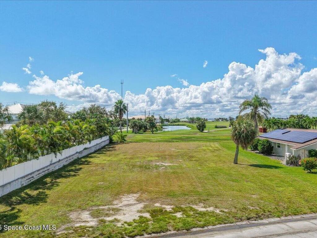10 Fairway Drive, Cocoa Beach, FL 32931