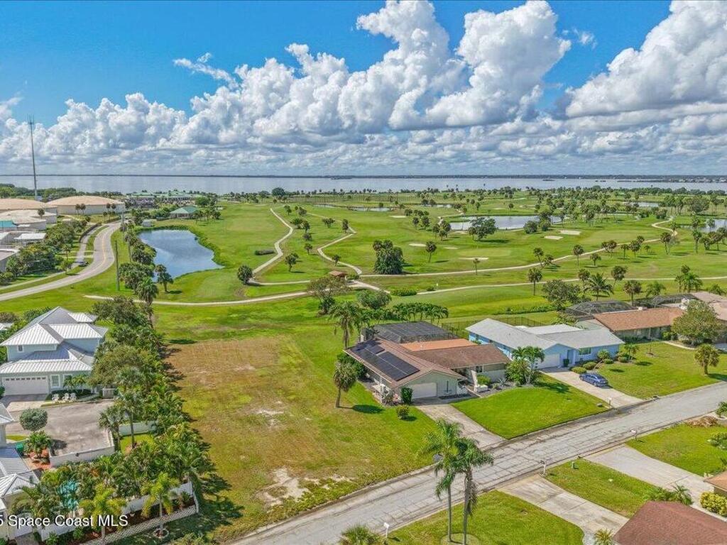 10 Fairway Drive, Cocoa Beach, FL 32931