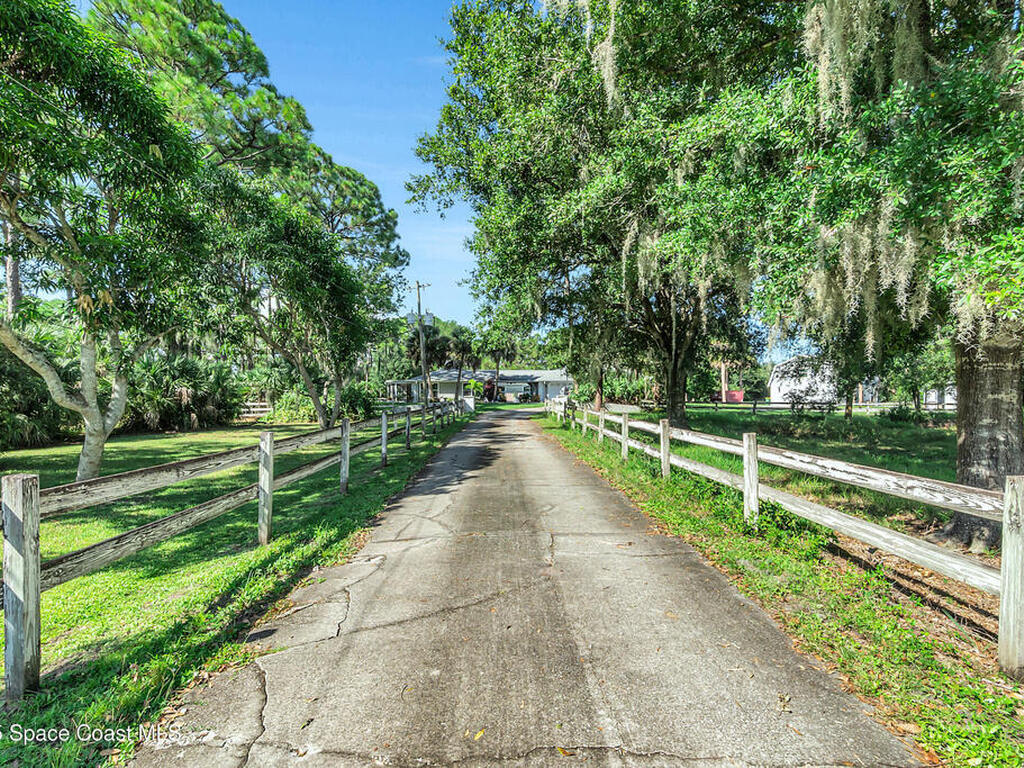 510 Chase Hammock Road, Merritt Island, FL 32953