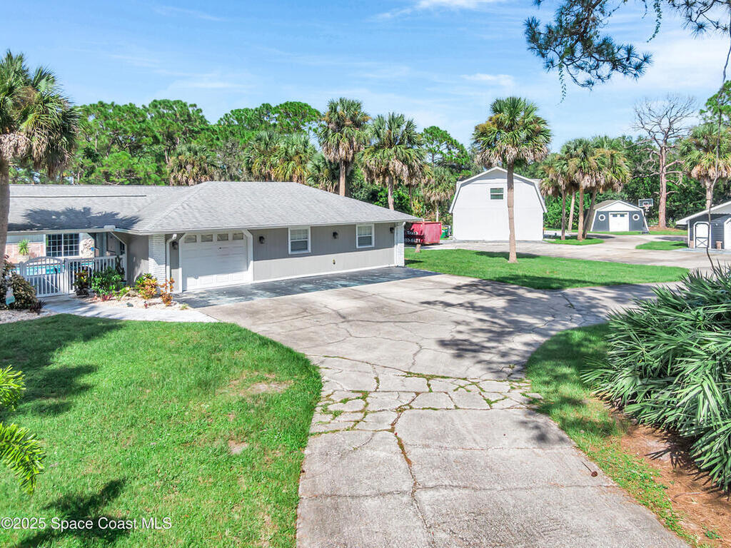 510 Chase Hammock Road, Merritt Island, FL 32953