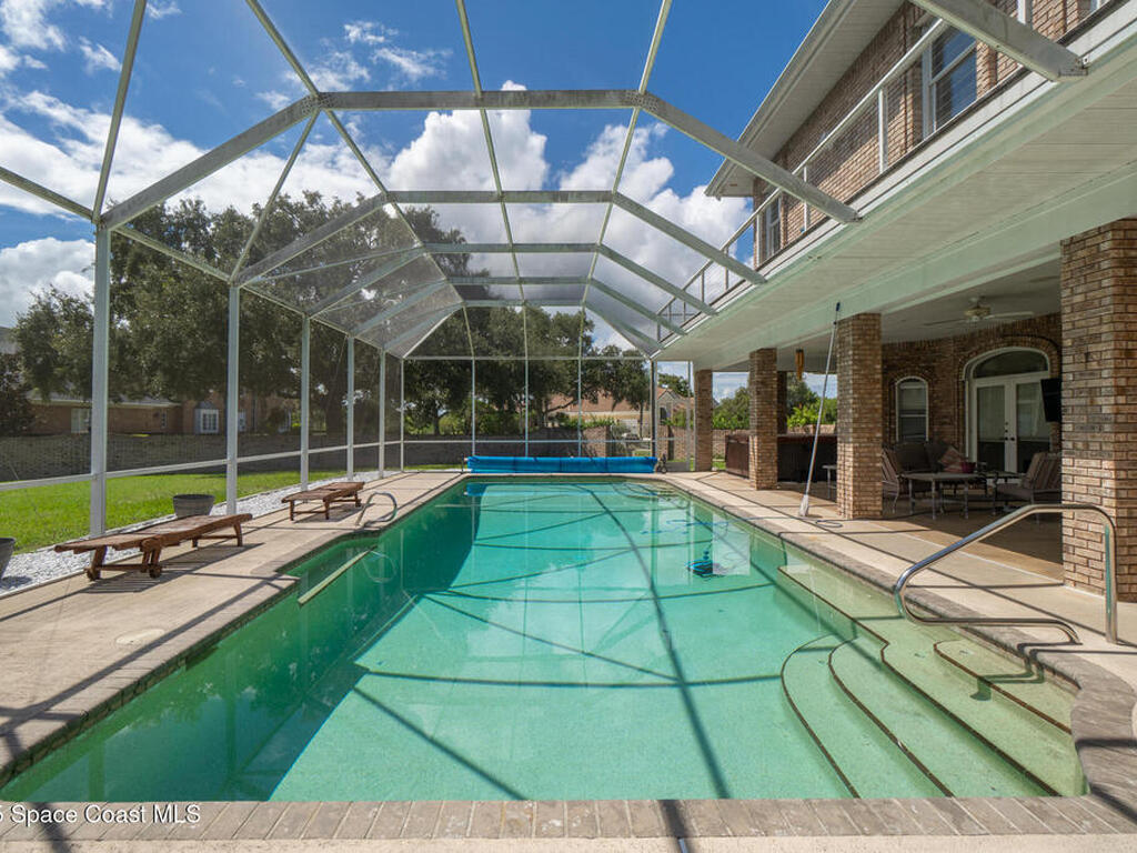 772 Oak Park Drive, Suntree, FL 32940