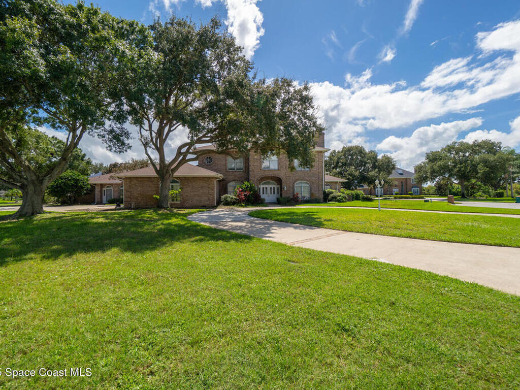 772 Oak Park Drive, Suntree, FL 32940