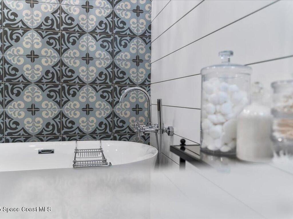 610 Woodbridge Drive, Suntree, FL 32940