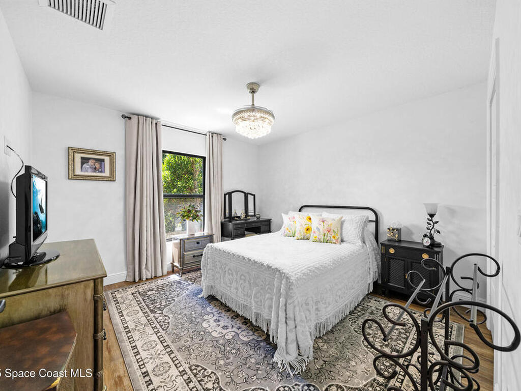 7010 Indian River Boulevard, Grant-Valkaria, FL 32949