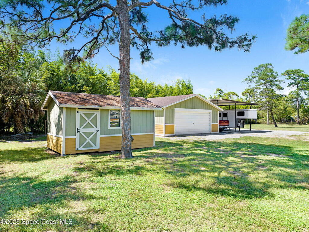 6570 Whispering Pines Lane, Grant, FL 32949