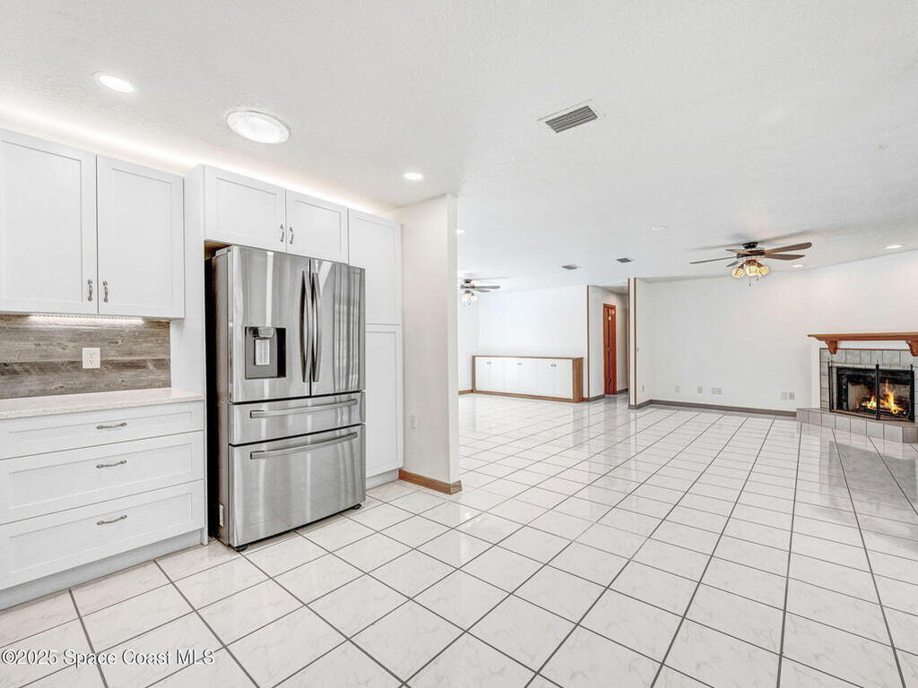 6570 Whispering Pines Lane, Grant, FL 32949