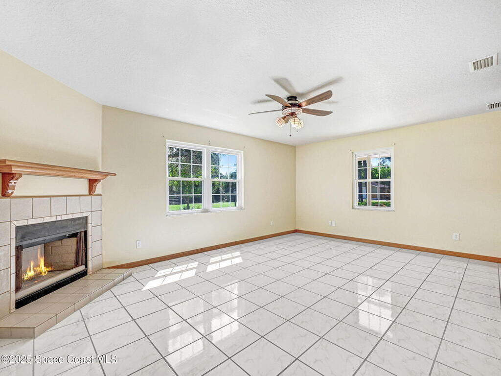 6570 Whispering Pines Lane, Grant, FL 32949