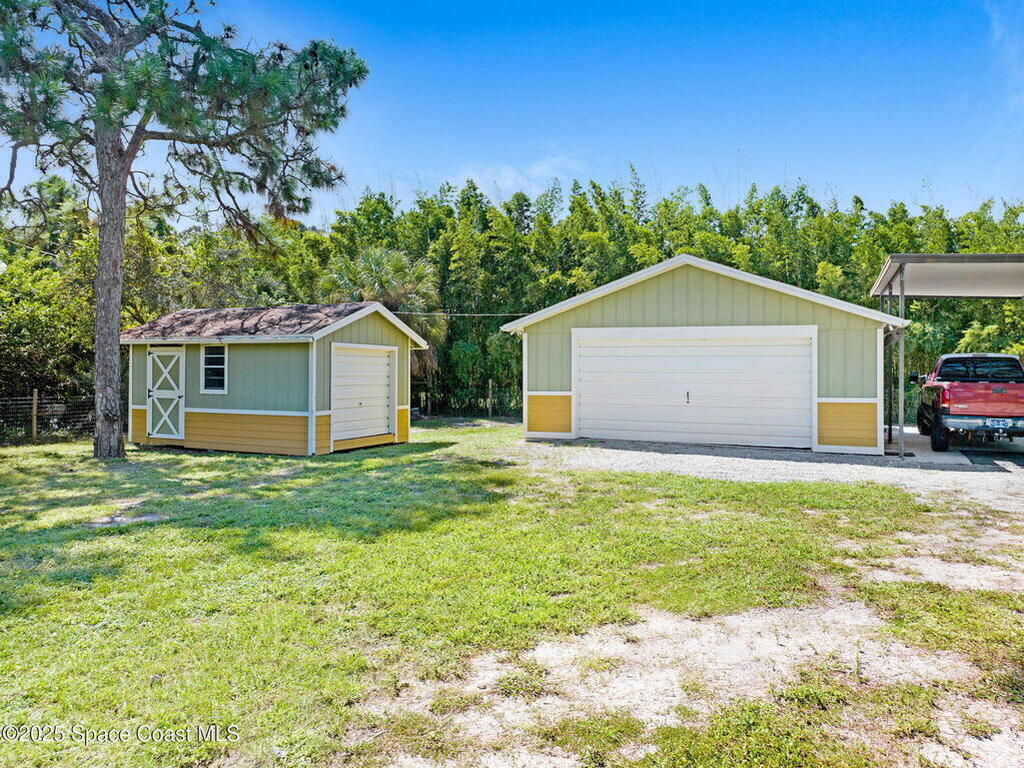 6570 Whispering Pines Lane, Grant, FL 32949