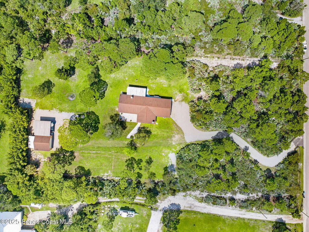 6570 Whispering Pines Lane, Grant, FL 32949