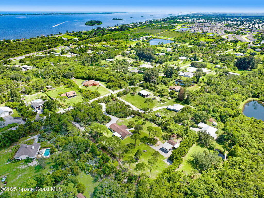 6570 Whispering Pines Lane, Grant, FL 32949