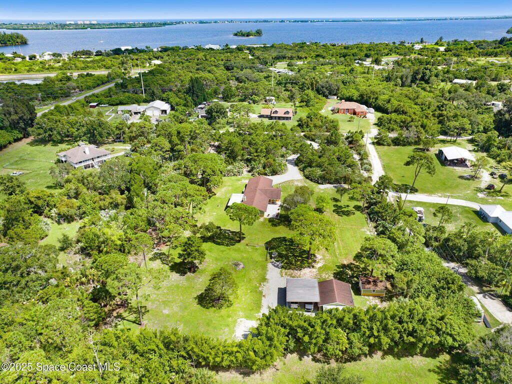 6570 Whispering Pines Lane, Grant, FL 32949