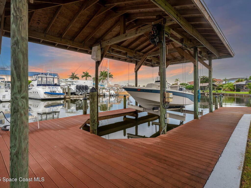 116 Cat Cay Lane, Indian Harbour Beach, FL 32937