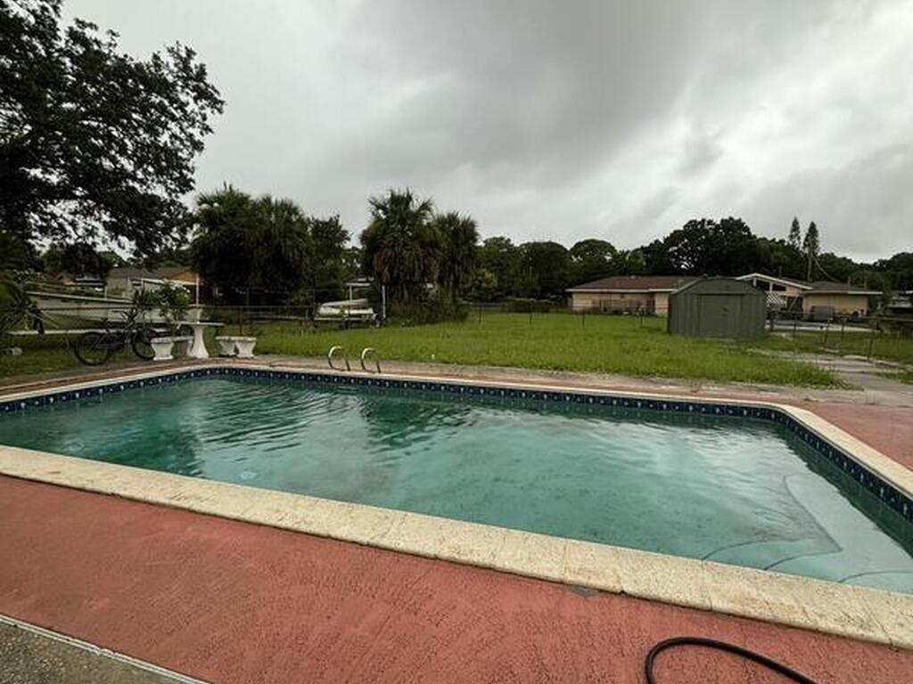 2660 Pine Street, Palm Bay, FL 32905