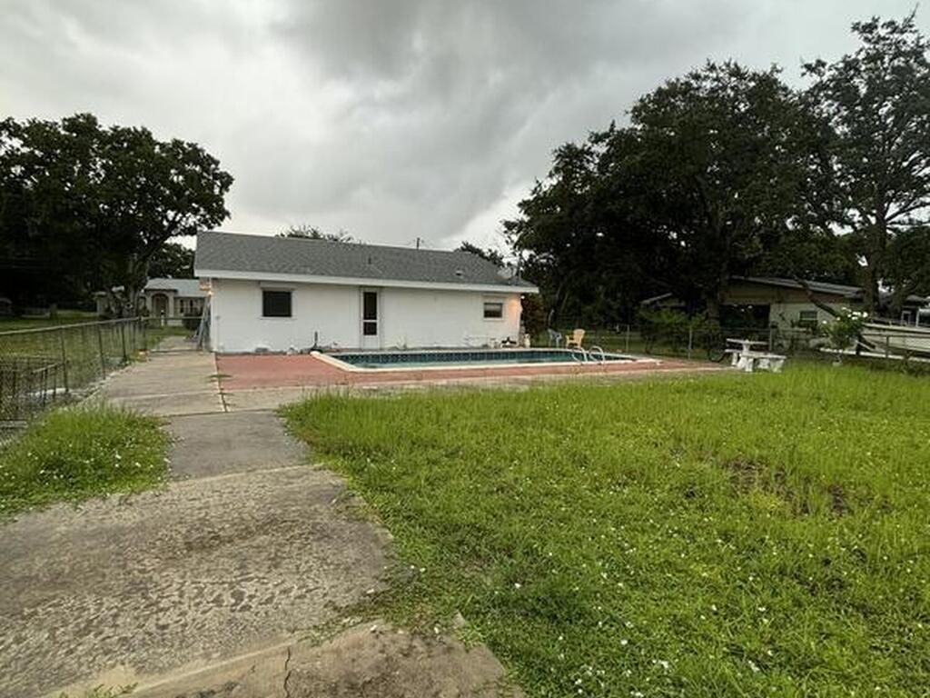 2660 Pine Street, Palm Bay, FL 32905