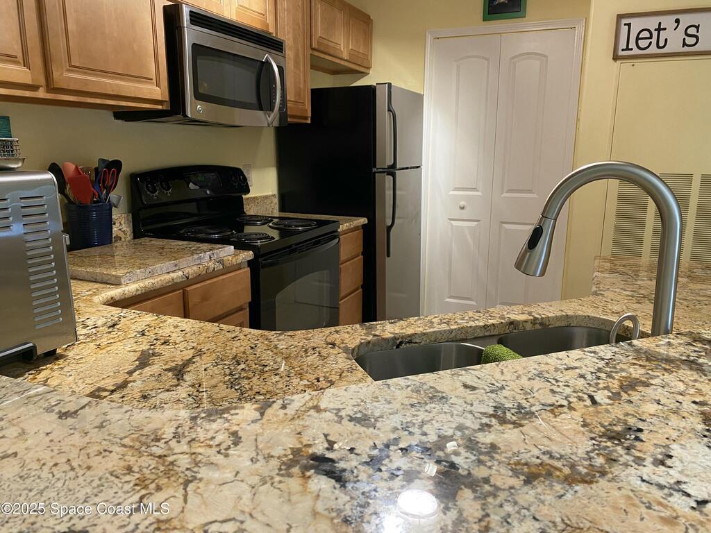 7667 N Wickham Road, Suntree, FL 32940