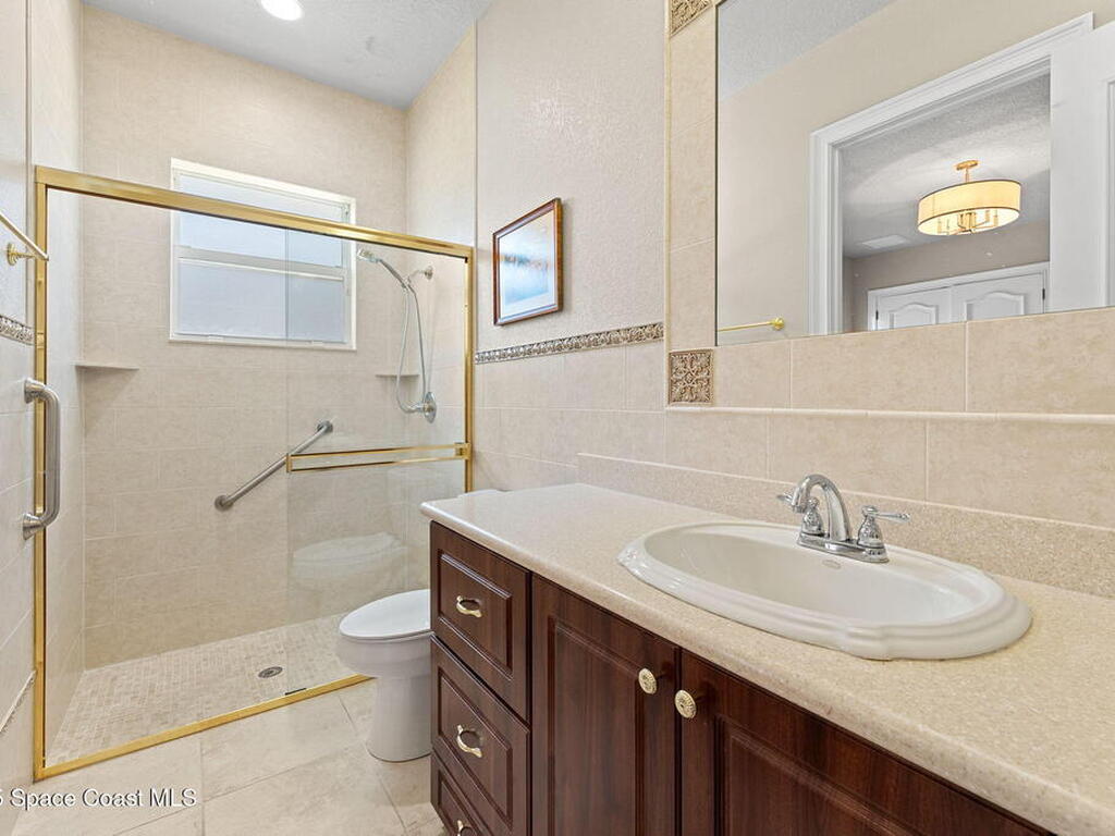 327 Lansing Island Drive, Indian Harbour Beach, FL 32937