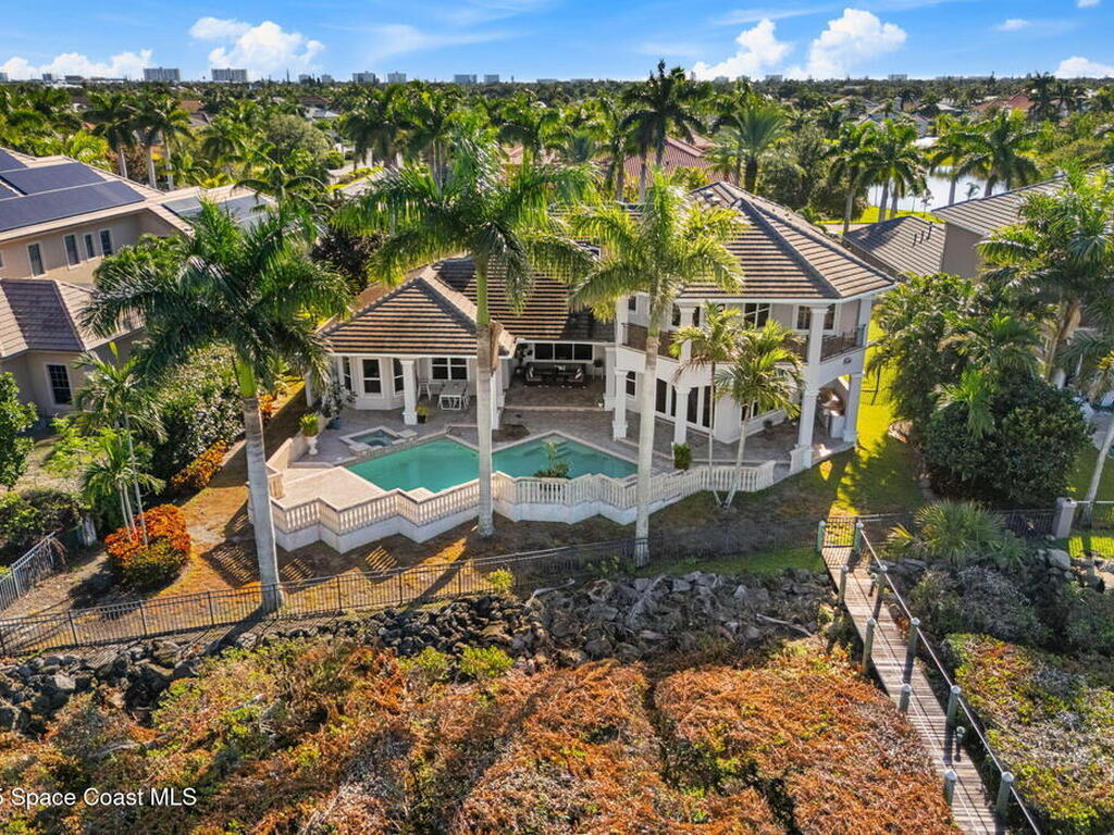 327 Lansing Island Drive, Indian Harbour Beach, FL 32937