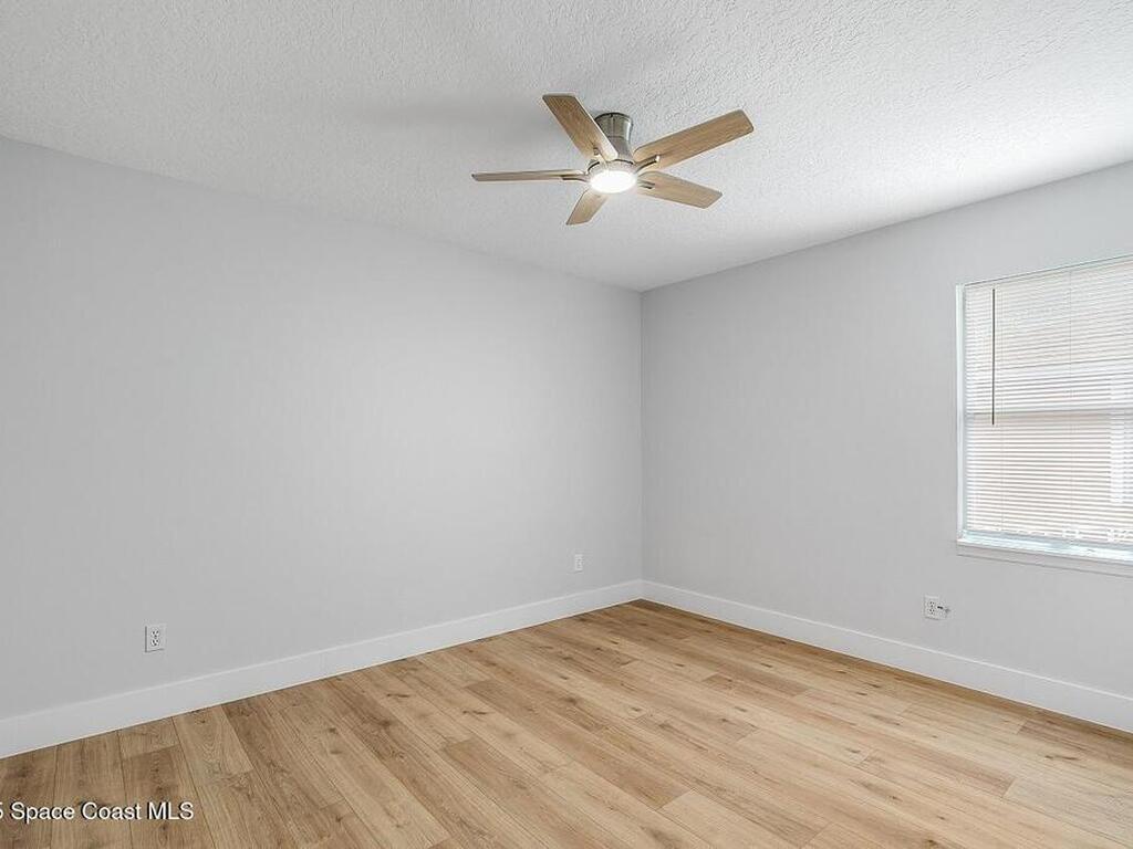 1118 9th Square, Vero Beach, FL 32960