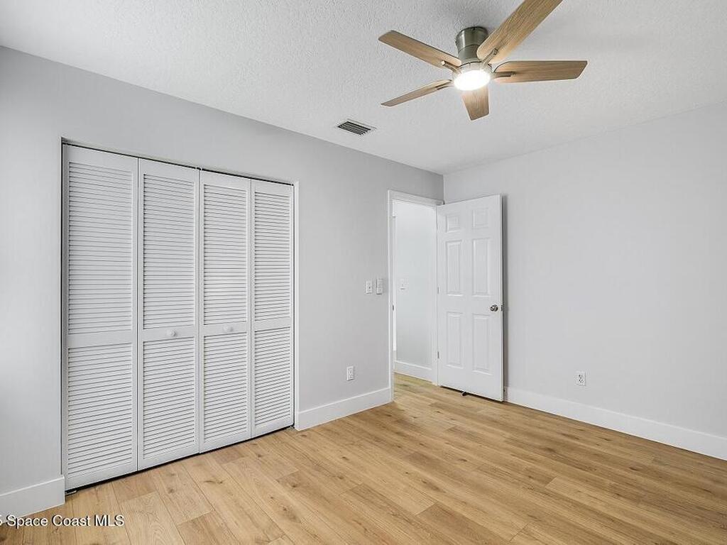 1118 9th Square, Vero Beach, FL 32960