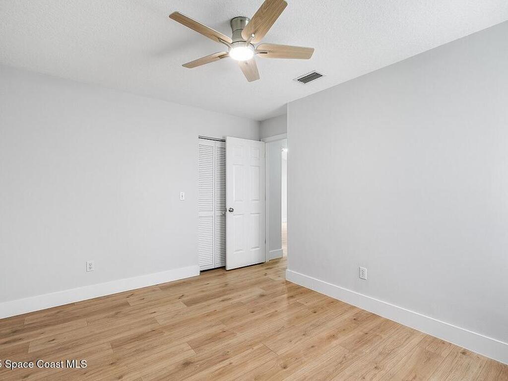 1118 9th Square, Vero Beach, FL 32960