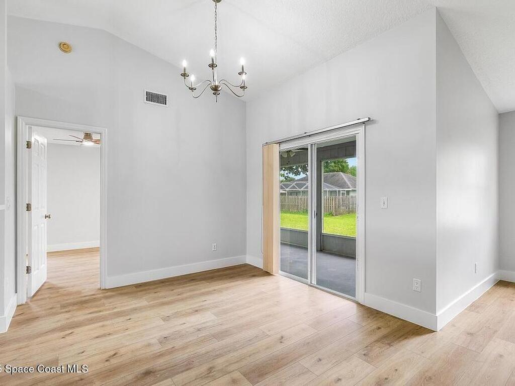 1118 9th Square, Vero Beach, FL 32960