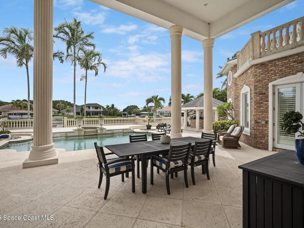 142 Lansing Island Drive, Indian Harbour Beach, FL 32937