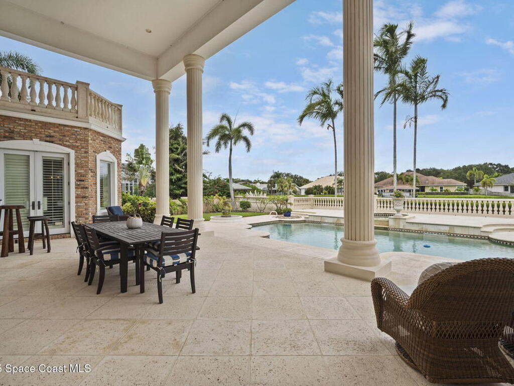 142 Lansing Island Drive, Indian Harbour Beach, FL 32937