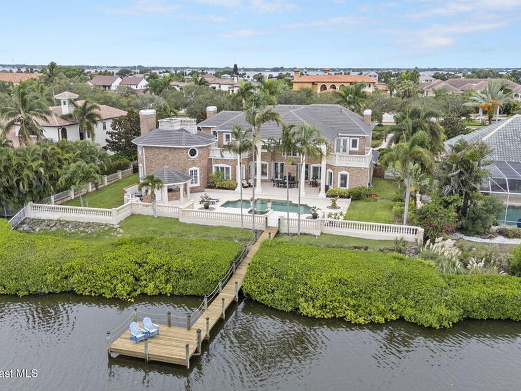 142 Lansing Island Drive, Indian Harbour Beach, FL 32937