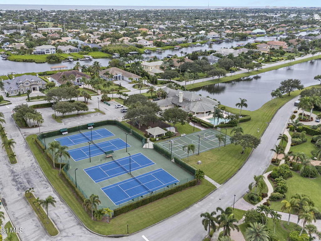 142 Lansing Island Drive, Indian Harbour Beach, FL 32937