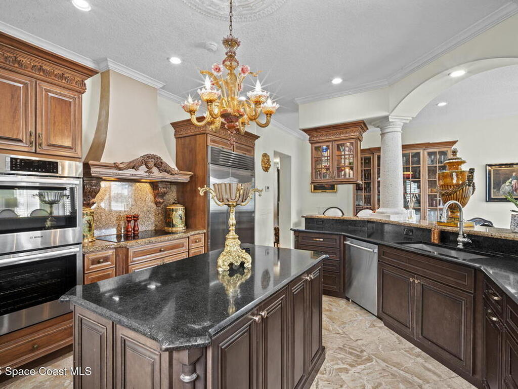 142 Lansing Island Drive, Indian Harbour Beach, FL 32937