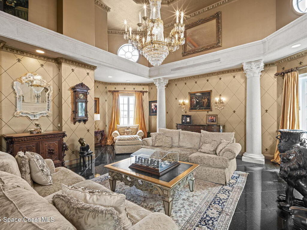 142 Lansing Island Drive, Indian Harbour Beach, FL 32937