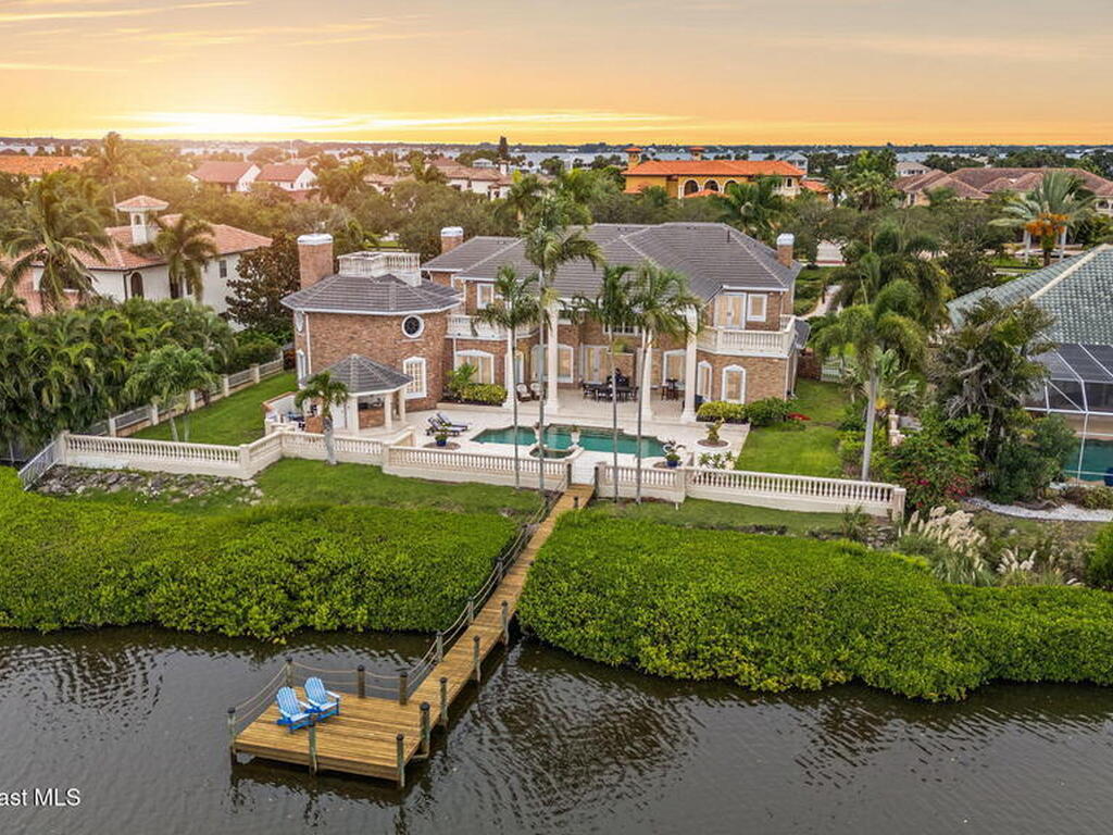 142 Lansing Island Drive, Indian Harbour Beach, FL 32937