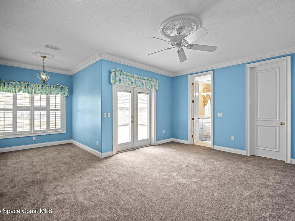 142 Lansing Island Drive, Indian Harbour Beach, FL 32937