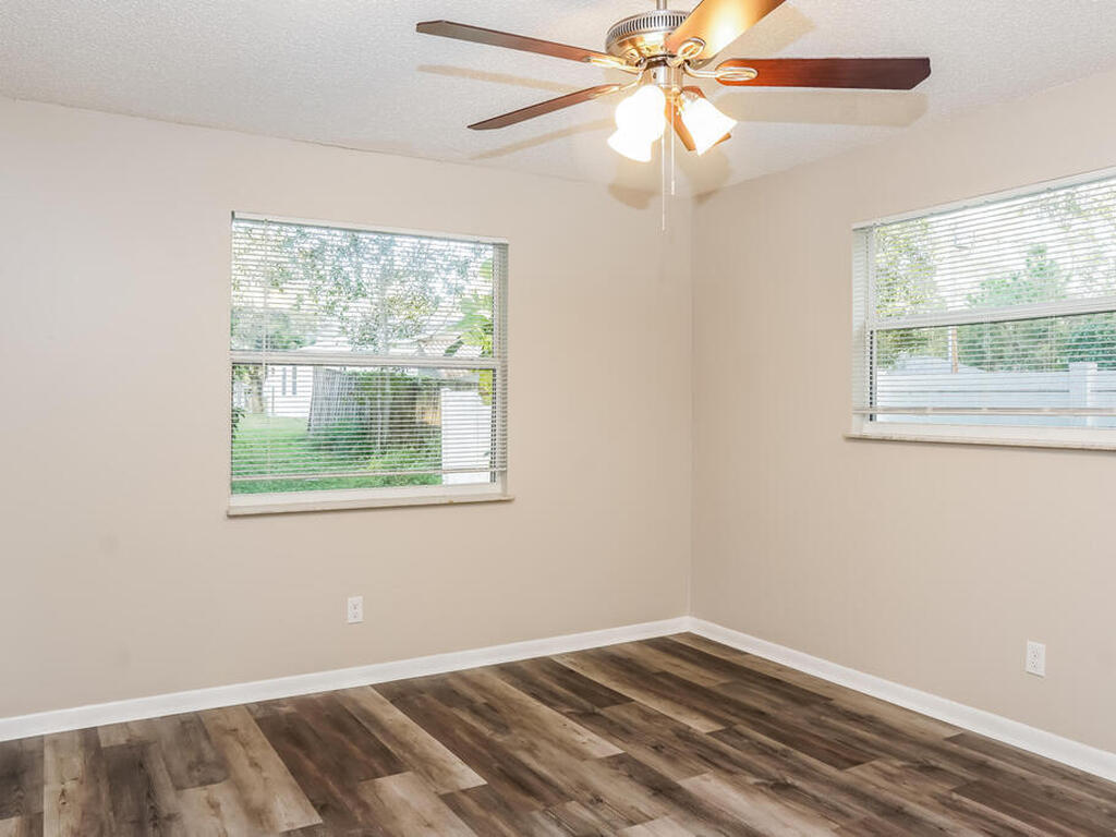 6576 4th Lane, Vero Beach, FL 32968