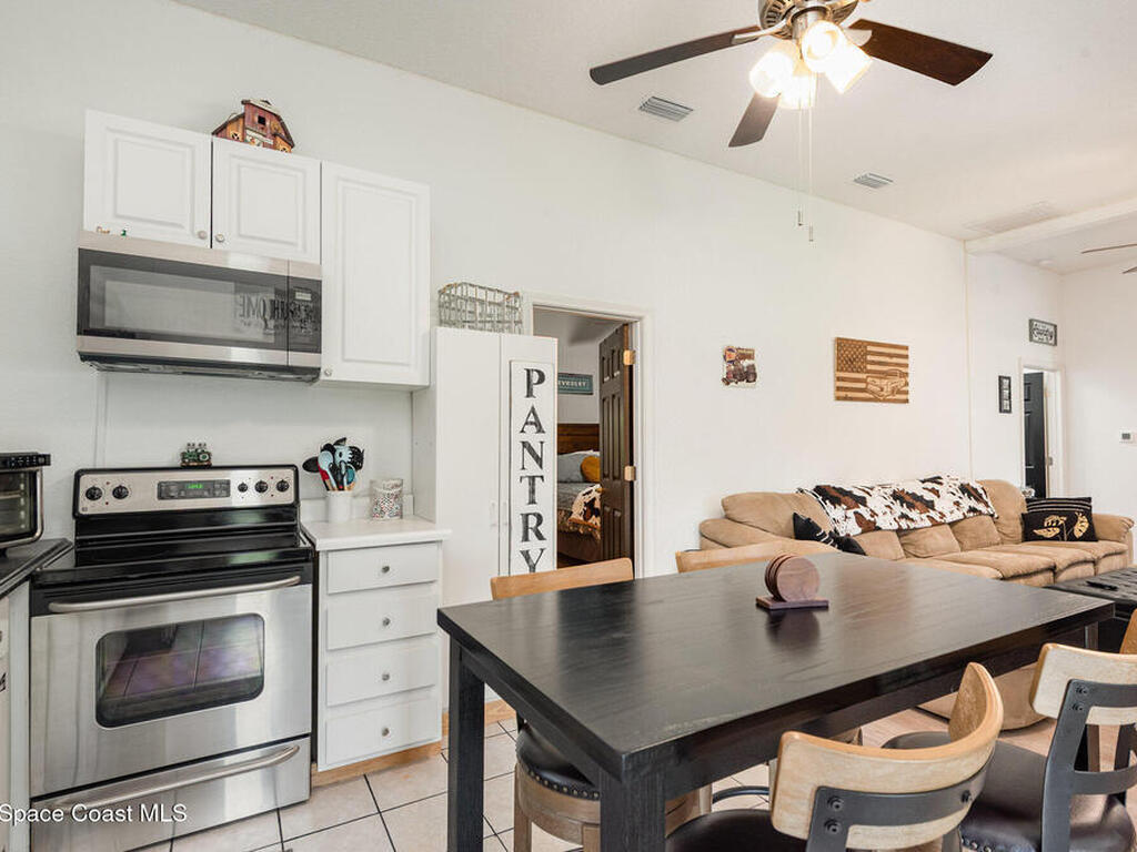 3480 Coral Avenue, Mims, FL 32754