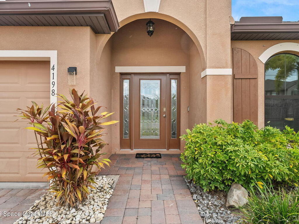 4198 Alligator Flag Circle, West Melbourne, FL 32904