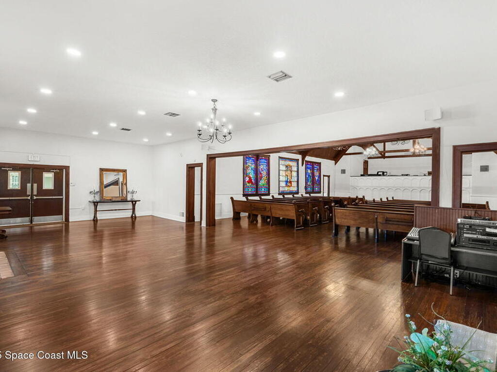 1824 S Harbor City Boulevard, Melbourne, FL 32901