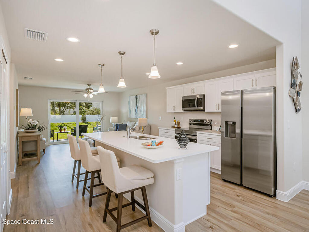 187 Hidden Woods Place, Melbourne, FL 32901